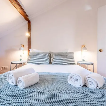 Appartement Cozy Coastal Flat In Lapa Quarters By Guestready